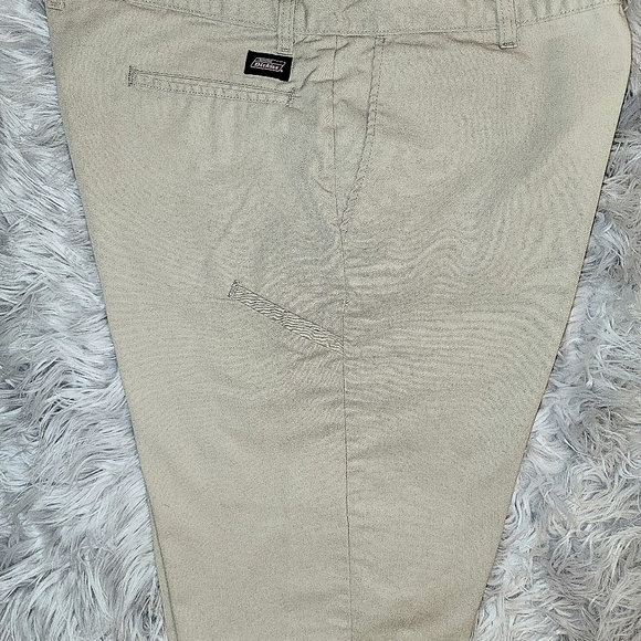 Mens Dickies work shorts - Picture 3 of 4